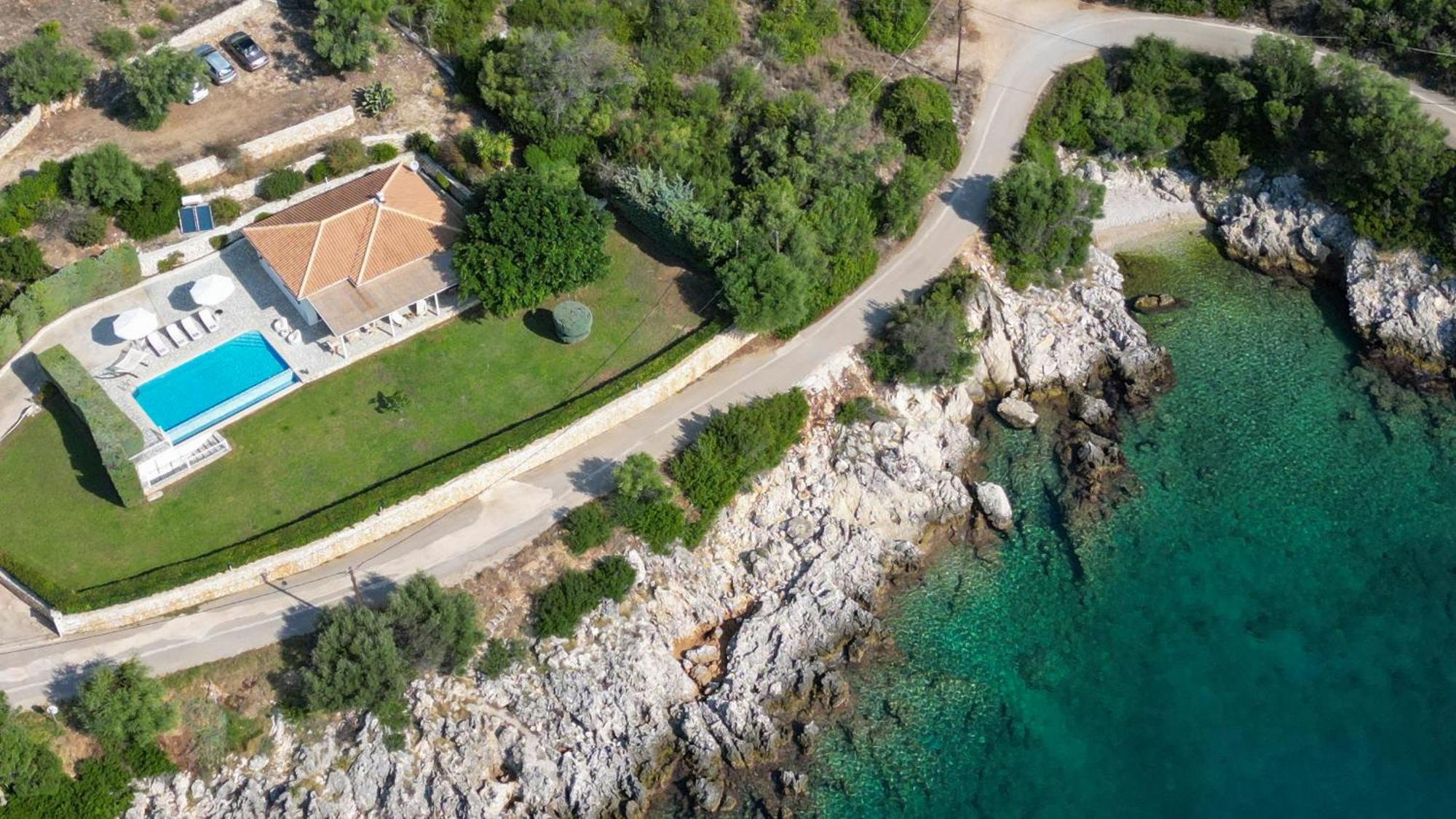Ionian Calm Villas Vasilikí Room photo